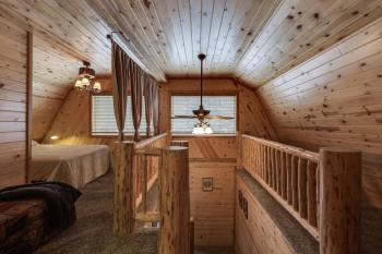 Roger Dodger by KABINO Hot Tub 2 Cabins Big Driveway FirePit WiFi Grill Summer 11 Winter 6 People Max, Island Park (foto 4)