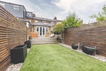 Stylish 2-Bed House With Office And Private Garden - By Tempstay, Windsor (Foto 4)