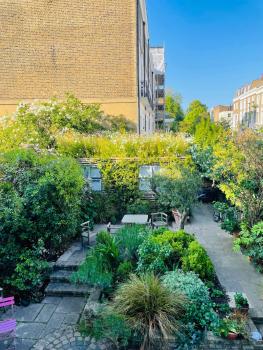 Camden Town Garden Cabin, Londyn (zdjęcie 5)