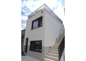 Modern Small House with a Terrace, Split (fotografie 2)