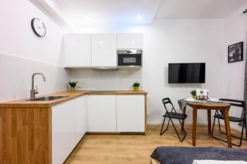 Cracow Rent Apartments - spacious apartments for 2-7 people in quiet area - Kolberga Street nr 3 - 10 min to Main Square by foot, Cracovie (photo 5)