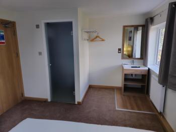 Homefield Lodge, London (photo 4)