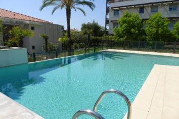 Air conditioning Studio with pool St Laurent du Var, Saint-Laurent-du-Var (foto 5)