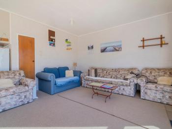 Location Plus - Whangamata Holiday Home, Whangamata (Foto 5)