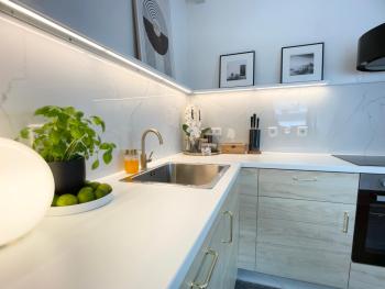 M-Style 04 Apartment mit Balkon und Gasgrill, 24h Self-Check-In, Free Parking, Netflix, Norimberga (foto 3)