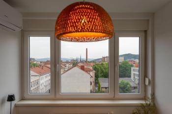 Elegant Tour As studio Gilly with open views and a balcony in the center Ljubljana, Lublaň (fotografie 3)