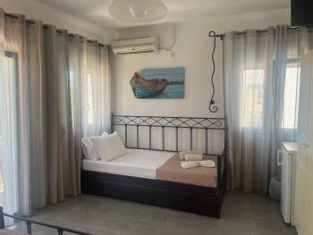 Asterias Studios, Adamas (photo 5)