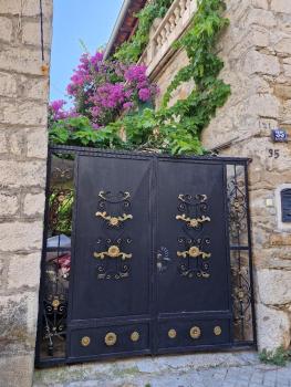 Old Town & Ela Place, Split (photo 3)