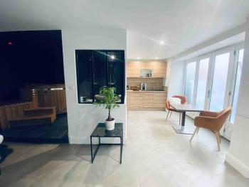 La Nordique LE 50 Suites and SPA, Bordeaux (photo 3)