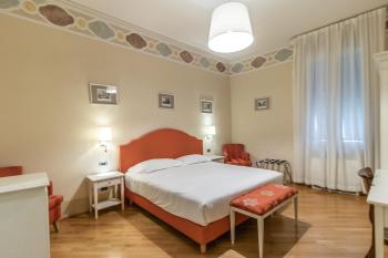 Casa Isolani Luxury Rooms Piazza Maggiore, Bologna (photo 3)