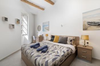 Modern, Cosy 1BD Home - Close to Valletta, Hamrun (photo 4)