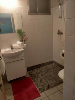 ISK LOCATION, Sainte-Rose (Foto 3)