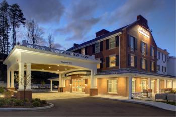 Hampton Inn & Suites Manchester, Vt, Manchester (photo 2)