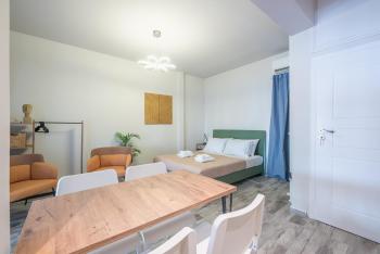 Sunny studio with Starlight balcony, Atény (fotografie 5)