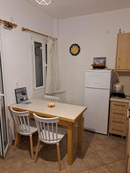 Apartment with sea view and balcony 60m from beach, Ägina Stadt (Foto 5)