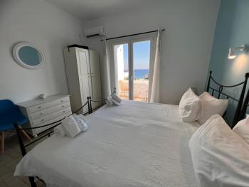Danaides Studios, Mpatsi (Batsi) (foto 4)