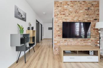 Spacious Apartment with Balcony near the Slavic Hill Wrocław by Renters Prestige, Wrocław (photo 5)