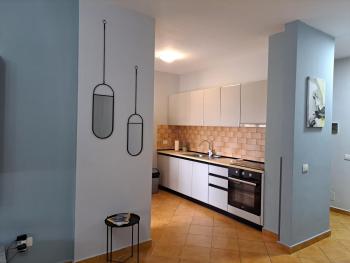 One-Bedroom Apartment Near U.S. Embassy, Tirana (photo 4)