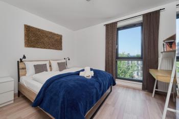 City Center Mirrors Apartment with Parking by Noclegi Renters, Wrocław (photo 2)