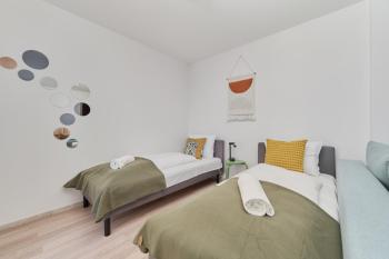 City Center Mirrors Apartment with Parking by Noclegi Renters, Wrocław (photo 3)