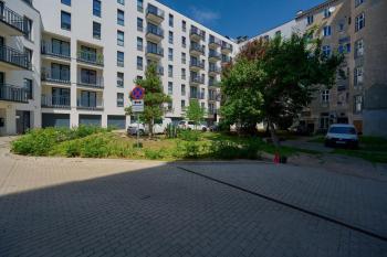 City Center Mirrors Apartment with Parking by Noclegi Renters, Wrocław (photo 5)