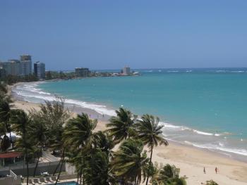 Tropical Studio at the Beach in Isla Verde, San Juan (fotografie 4)