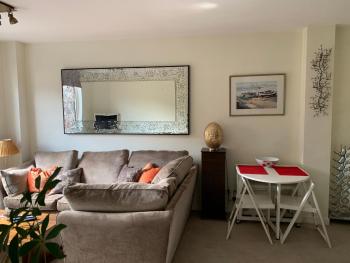 4 The Courtyard Central Windsor 2BR, Виндзор (фото 3)