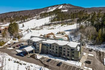 Fairfield by Marriott Inn & Suites North Conway, Норт-Конуэй (фото 4)