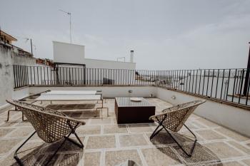 GuestHost - Corte 14 15 - Apartments with terrace and pool, Matino (photo 5)