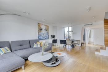 Luxury Penthouse with A/C Terrace & View-Le Marais, Paryż (zdjęcie 5)