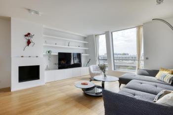 Luxury Penthouse with A/C Terrace & View-Le Marais, Paryż (zdjęcie 2)