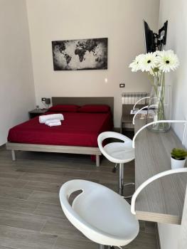 Di Vaio s Apartments adiacente metro Rione Alto, Naples (photo 5)