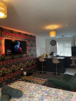 Luxury studio apartment near Birmingham citycentre, Birmingham (photo 3)