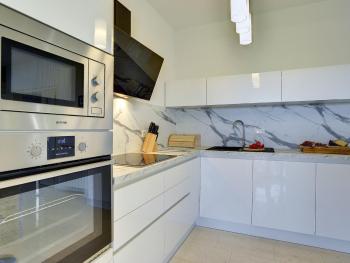 Villa in Rovinj with Pool and Sauna, Rovinjsko Selo (foto 4)