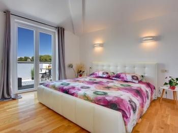 Villa in Pula near Beach with Private Pool, Vinkuran (foto 5)