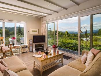 Mere View, Windermere (photo 5)