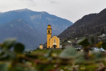 The Window, Bellinzone (photo 4)