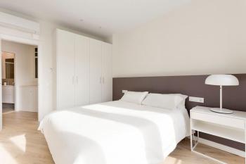 Modern and bright apartment well located in Gracia, Barcelona (foto 5)