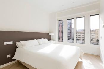 Modern and bright apartment well located in Gracia, Barcelona (foto 4)