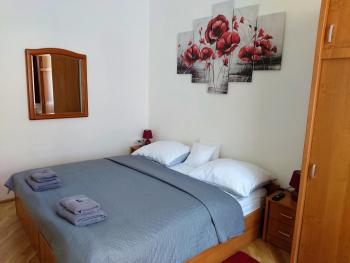 Little Hungary Apartment, Budapest (photo 2)