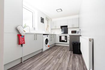 Greenbourne - 4 bedrooms Sleeps 8 free parking, Gateshead (Foto 5)
