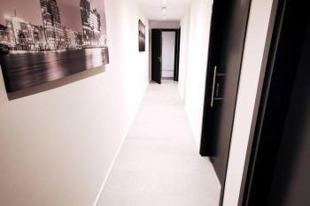 HH 02 by ROCKCHAIR - SUPERHOST Status - Modernes Apartment mit sonnigem Balkon & premium Boxspringbetten in Winterhude - Hamburg Top Geheimtipp, Amburgo (foto 5)
