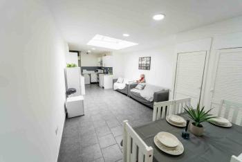 Studio close to Selly Oak train station, Birmingham (fotografie 5)