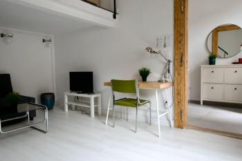 Standard Apartment by Hi5- Tolnai Lajos Apartment, Budapest (photo 4)
