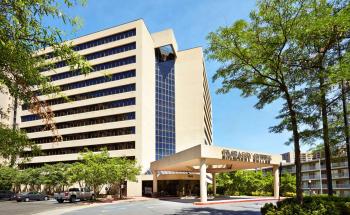 Embassy Suites by Hilton Crystal City National Airport, Arlington (foto 3)