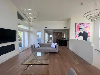 The Arts House - Private and Gated Home in Silver Lake with Pool & Views, Los Angeles (photo 2)