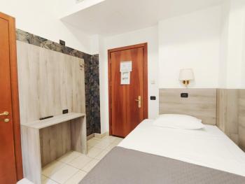Hotel Mondial, Milán (fotografie 4)