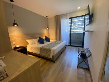 EcoHub Hotel Medellin, Medellín (photo 5)