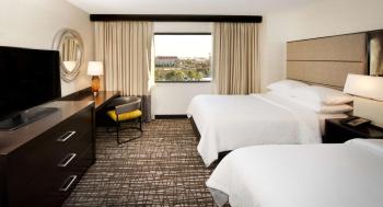 Embassy Suites by Hilton Las Vegas, Лас-Вегас (фото 3)