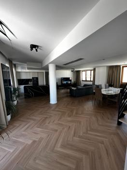 Luxury PENTHOUSE at the Historical Centre Parking, Bratislava (fotografie 3)